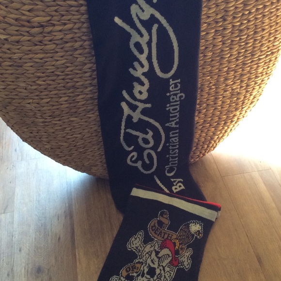 📌 NWOT Ed Hardy Original Christian Audigier Scarf - Picture 4 of 7